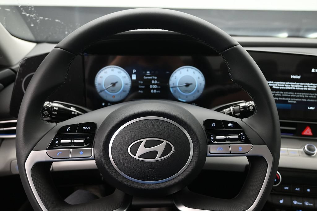 New 2026 Hyundai Elantra Limited FWD image 12