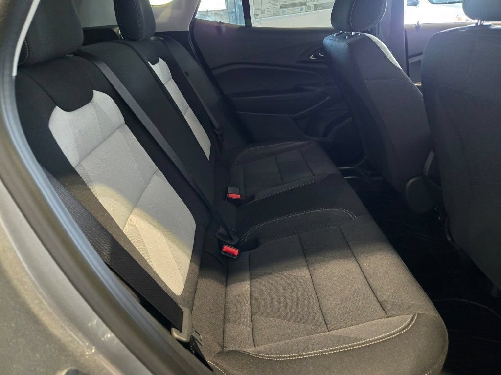 New 2026 Chevrolet Trax LS w/ LS Convenience Package FWD image 8