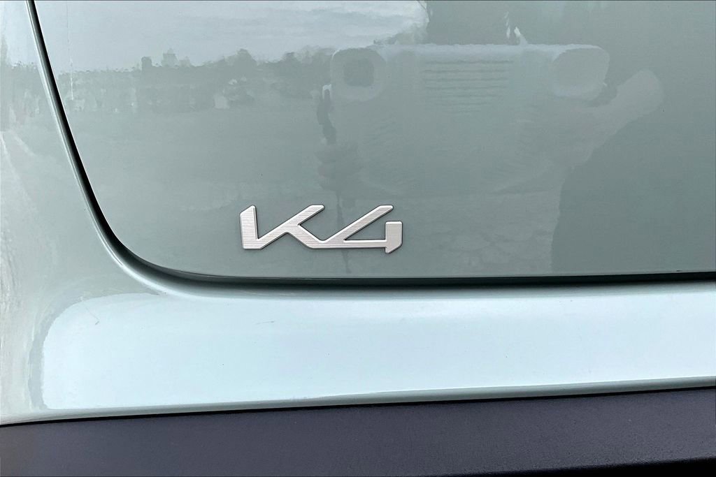 Used 2025 Kia K4 LXS image 21