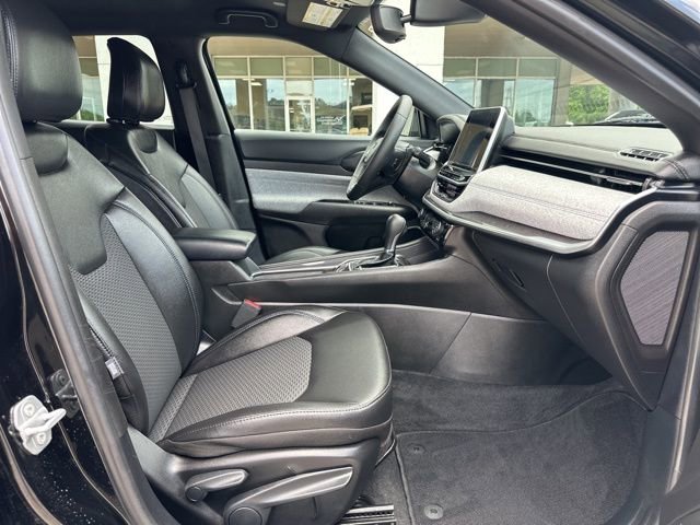 Used 2025 Jeep Compass Latitude AWD/4WD image 39