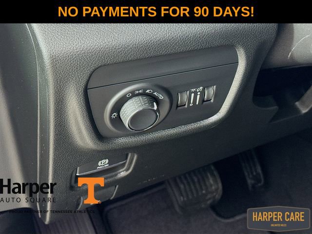 New 2026 Jeep Grand Cherokee Altitude image 13