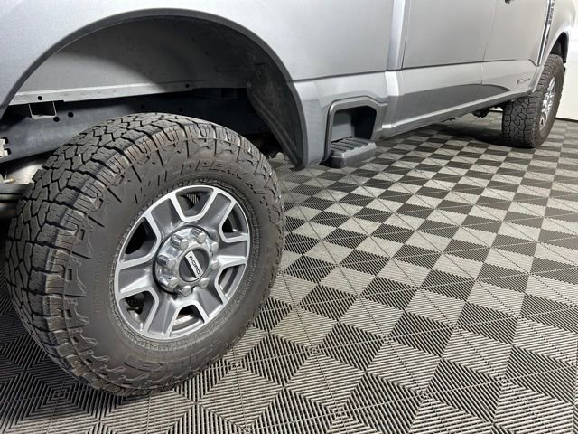 Used 2024 Ford F250 Lariat AWD/4WD image 6