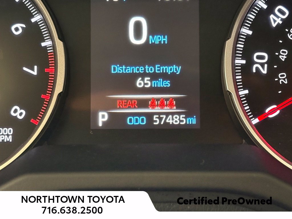 Used 2022 Toyota RAV4 LE w/ Carpet Mat Package (TMS) AWD/4WD image 9