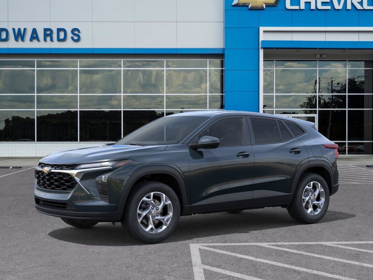 New 2026 Chevrolet Trax LS w/ LS Convenience Package FWD image 2