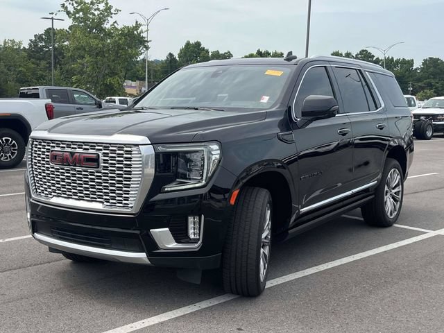 Used 2021 GMC Yukon Denali w/ Denali Premium Package AWD/4WD image 8