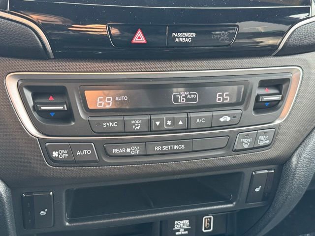 Used 2023 Honda Passport TrailSport image 12