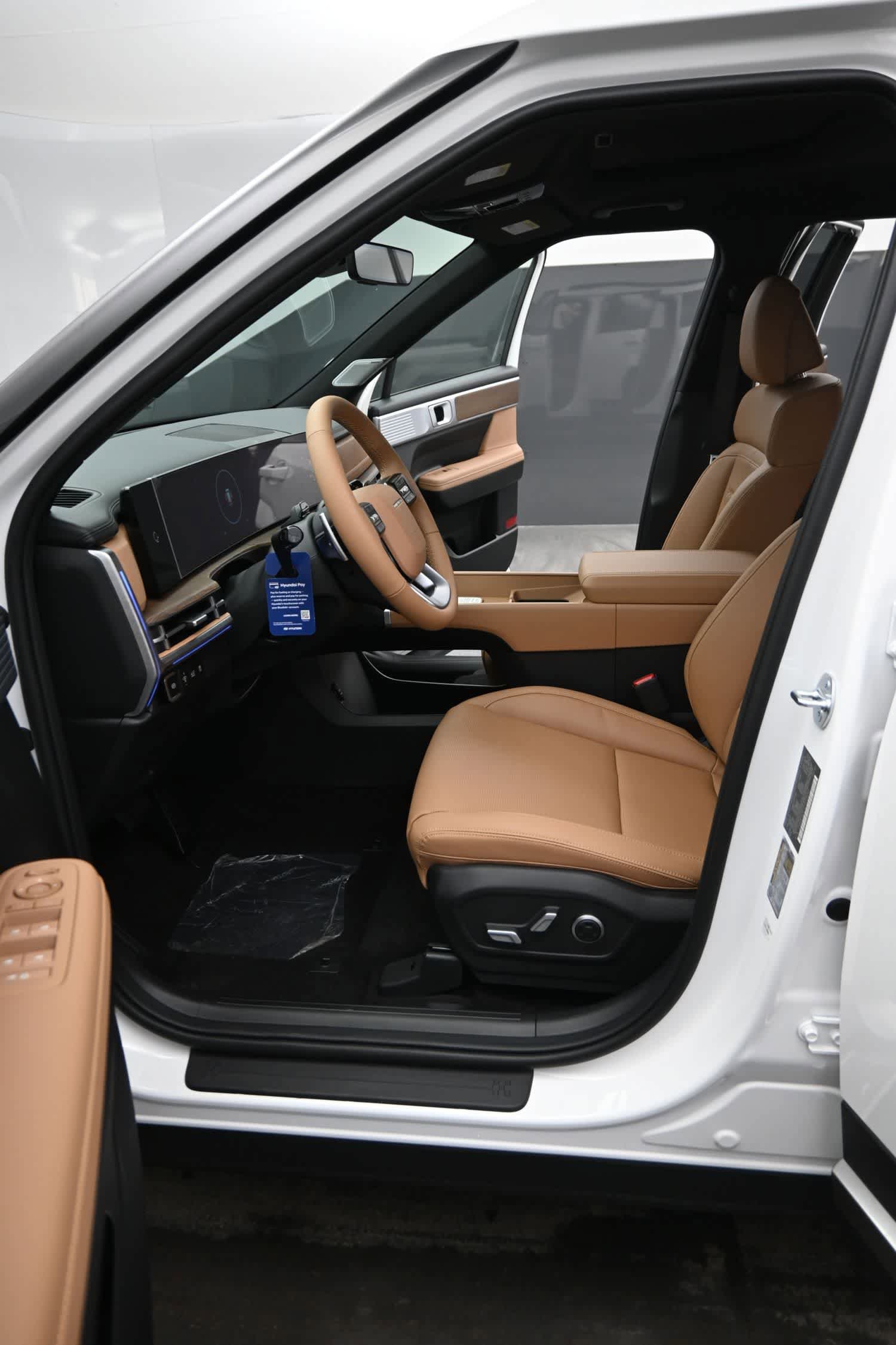 Certified 2026 Hyundai Santa Fe Limited AWD/4WD image 15