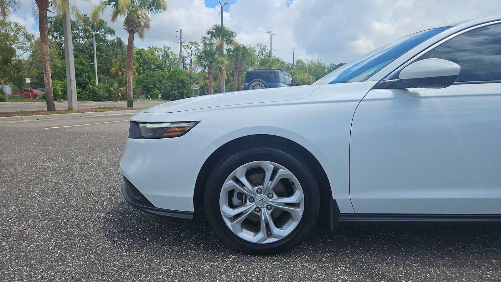 Certified 2023 Honda Accord LX image 18