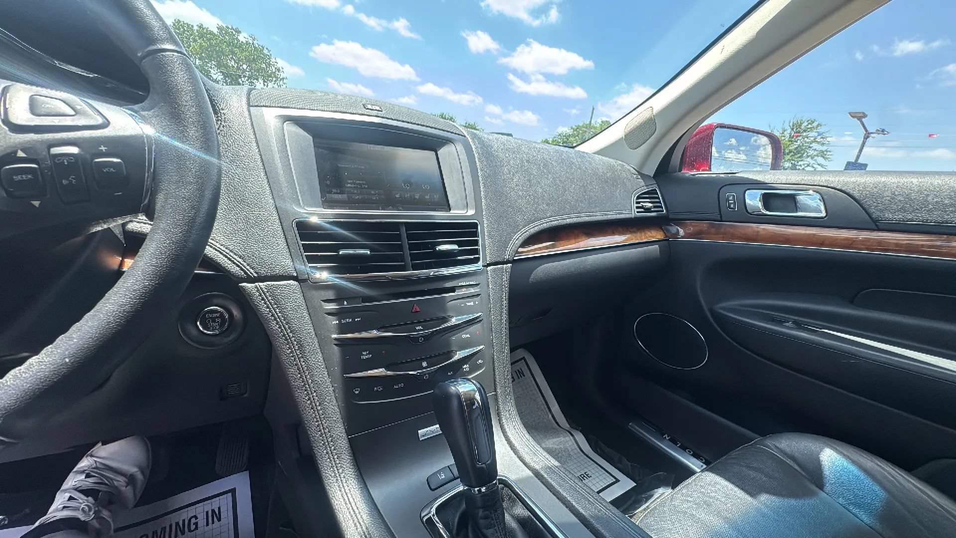 Used 2015 Lincoln MKT AWD w/ Equipment Group 201A image 20