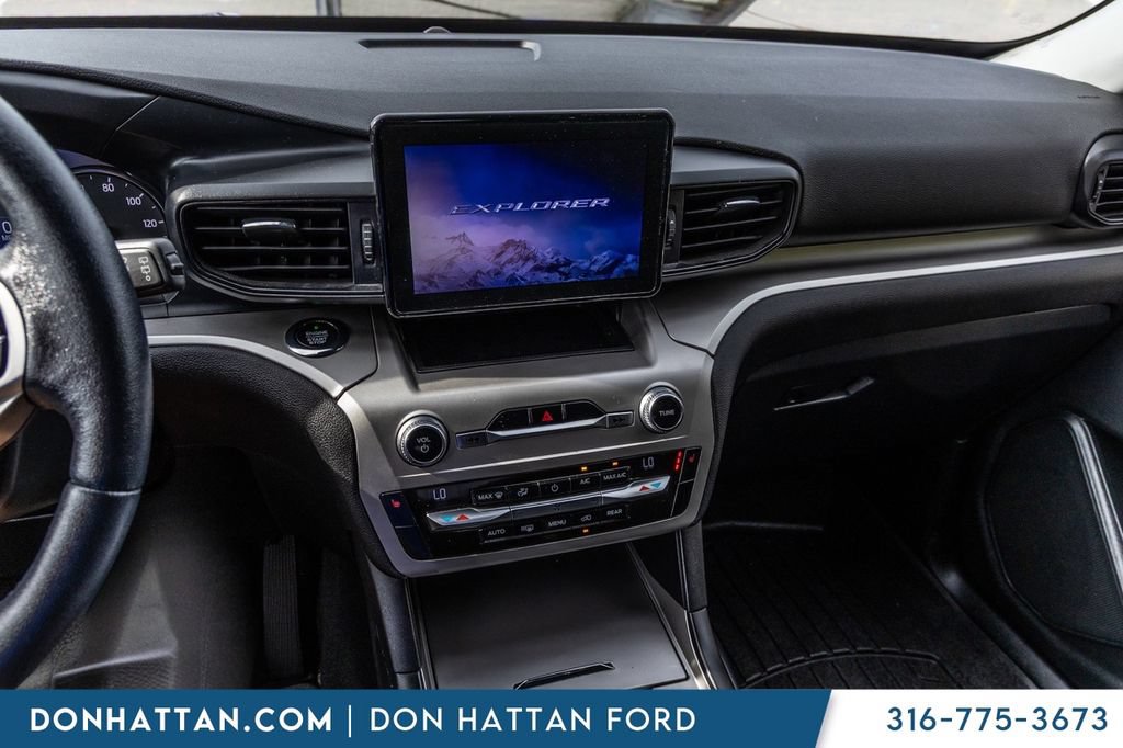 Used 2021 Ford Explorer XLT AWD/4WD image 8