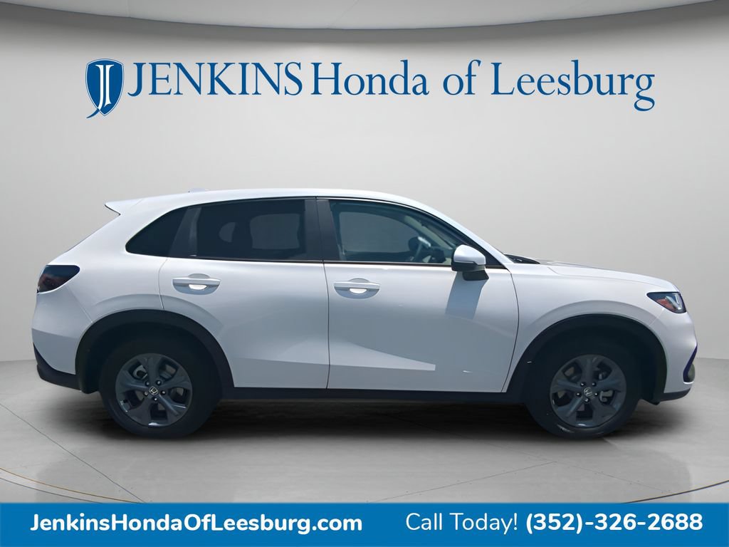 New 2027 Honda HR-V LX image 3