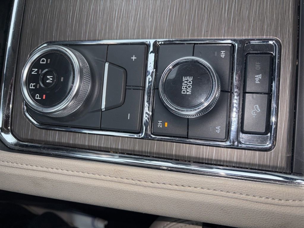 Used 2024 Ford Expedition Limited image 36
