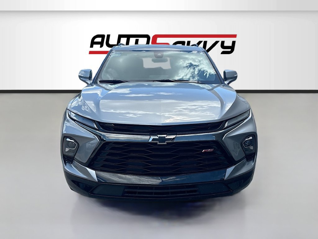 Used 2024 Chevrolet Blazer RS FWD image 2