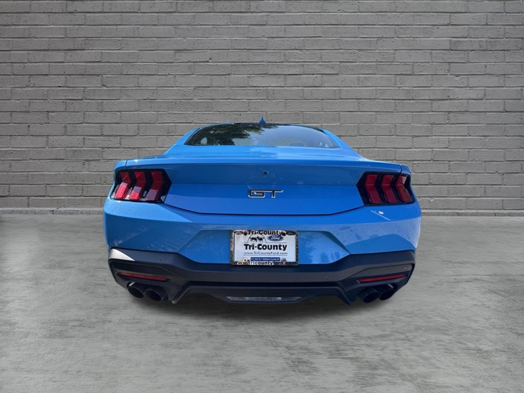 Used 2024 Ford Mustang GT RWD image 6