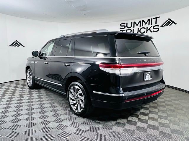 Used 2023 Lincoln Navigator Reserve w/ Equipment Group 201A image 3