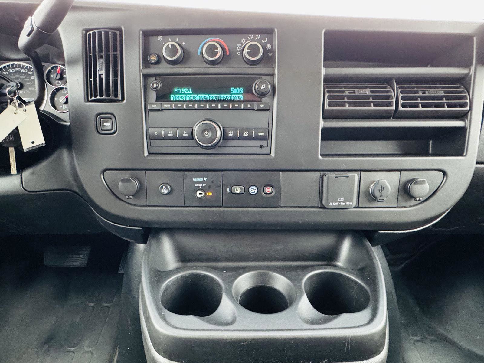 Used 2022 GMC Savana 2500 Extended w/ Driver Convenience Package image 13