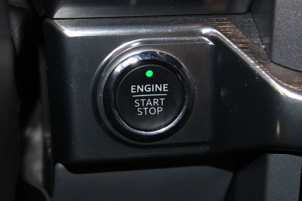 Used 2023 Ford F150 Lariat w/ Max Trailer Tow Package image 27