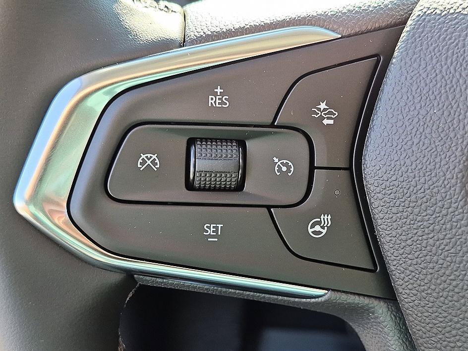 New 2026 Chevrolet TrailBlazer LT w/ Midnight Edition AWD/4WD image 16