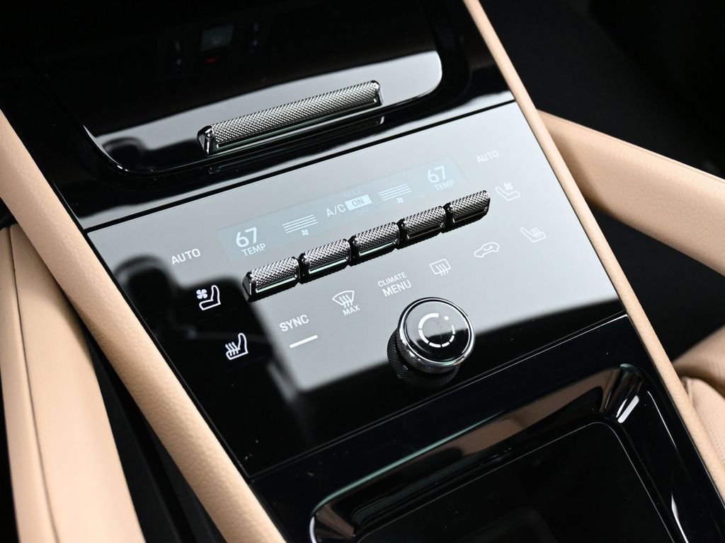 New 2026 Porsche Cayenne image 21