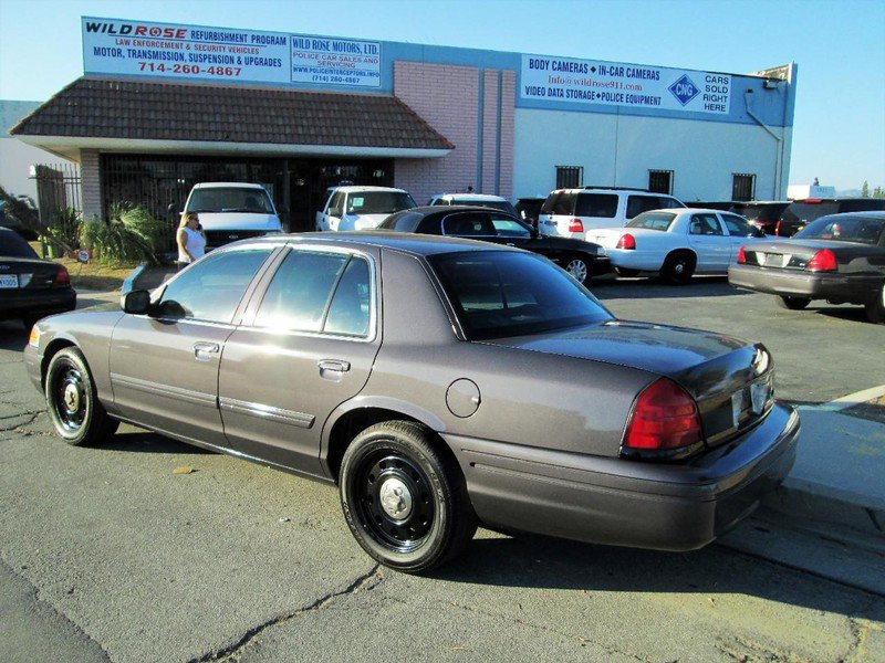 Used 2011 Ford Crown Victoria Police Interceptor w/ Trunk Pack image 4
