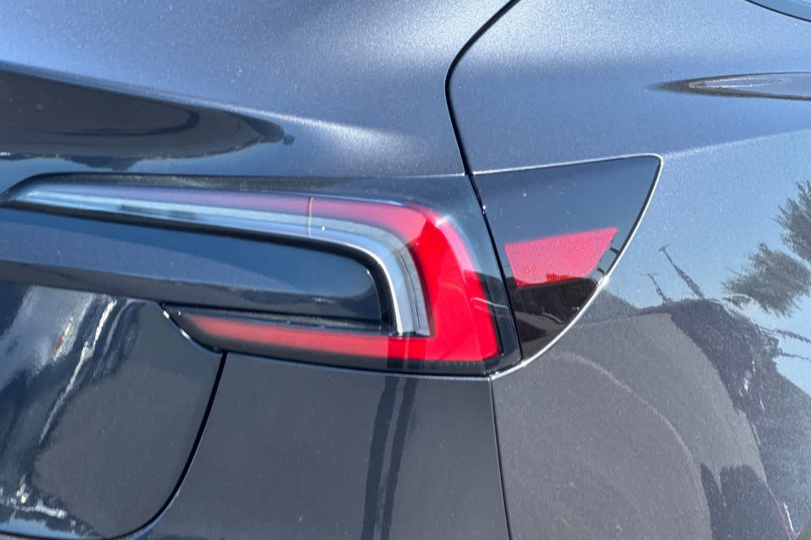 Used 2024 Tesla Model 3 Standard Range RWD image 30