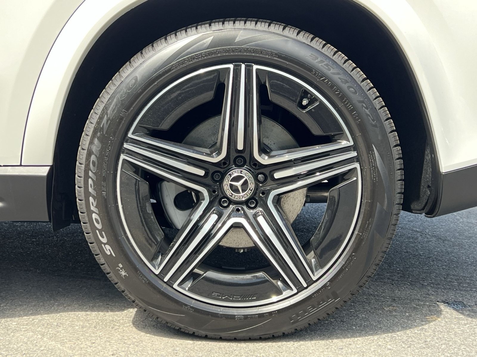 New 2026 Mercedes-Benz GLE 450 4MATIC image 17