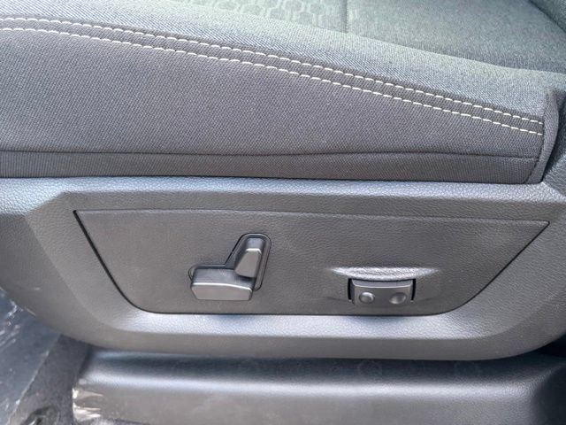 New 2026 RAM 2500 Big Horn AWD/4WD image 15