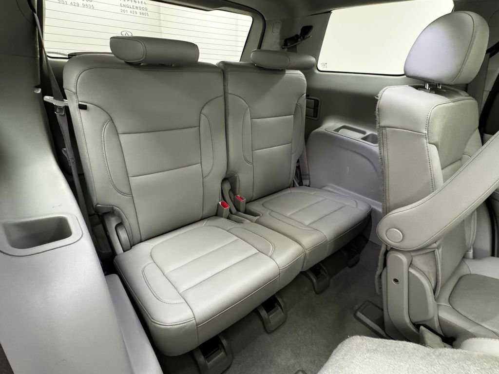 Used 2023 GMC Acadia SLT image 18