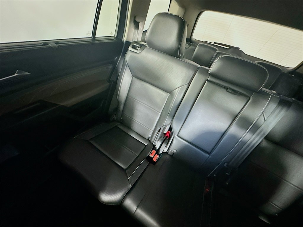 Used 2021 Volkswagen Atlas SE image 12