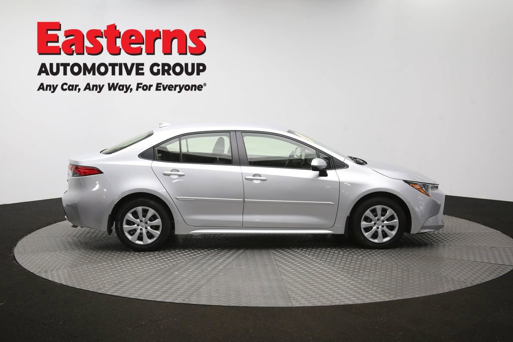 Used 2022 Toyota Corolla LE FWD image 43