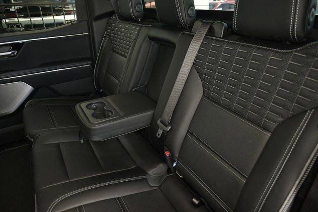 New 2025 GMC Sierra EV Denali image 31