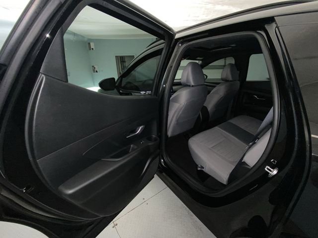 Used 2023 Hyundai Santa Cruz SEL Premium image 23