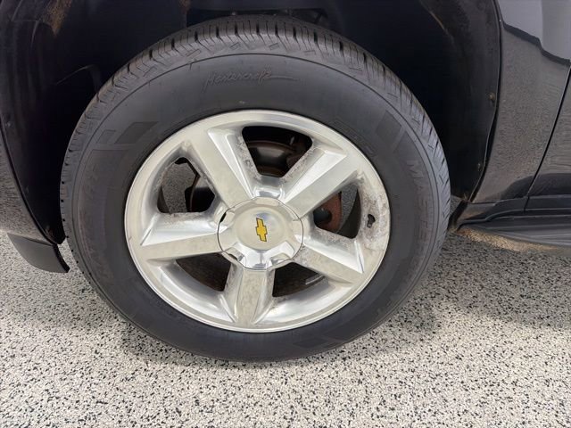 Used 2009 Chevrolet Tahoe LT w/ Luxury Package AWD/4WD image 37