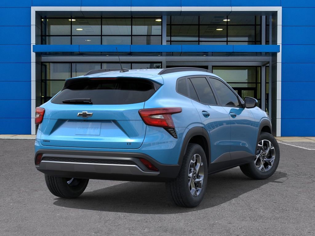 New 2026 Chevrolet Trax LT w/ LT Convenience Package FWD image 4
