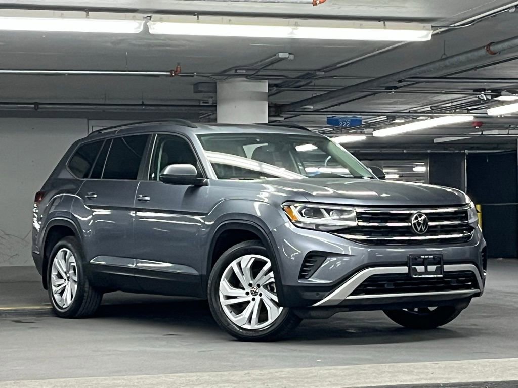 Used 2022 Volkswagen Atlas SE image 2