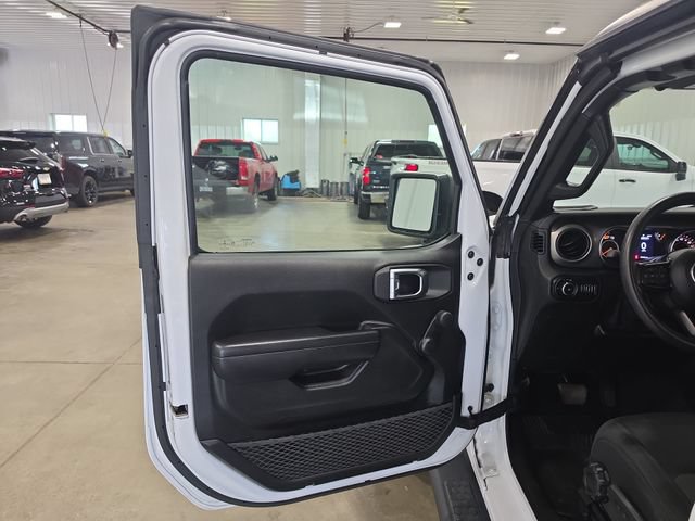 Used 2021 Jeep Wrangler Sport AWD/4WD image 22