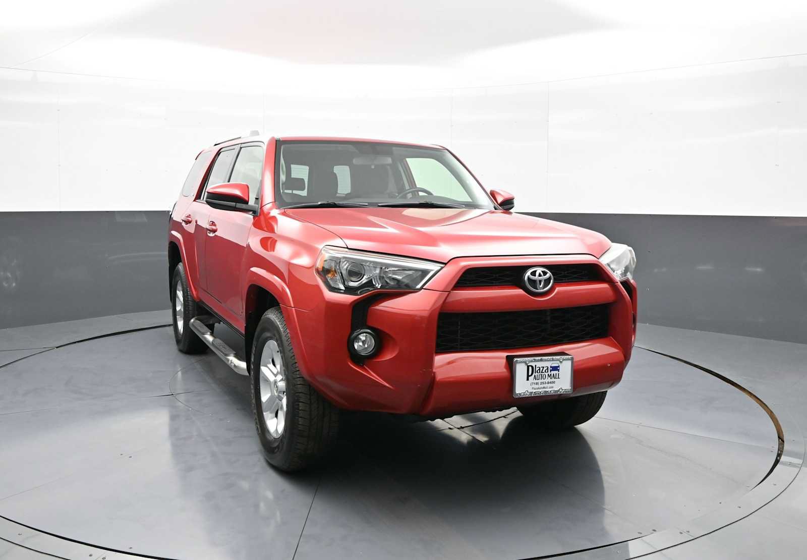 Used 2016 Toyota 4Runner SR5 AWD/4WD image 3