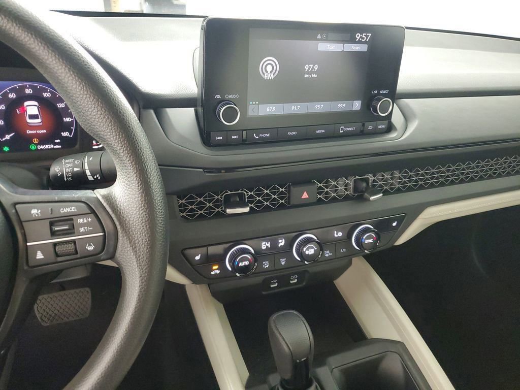 Used 2023 Honda Accord EX image 16