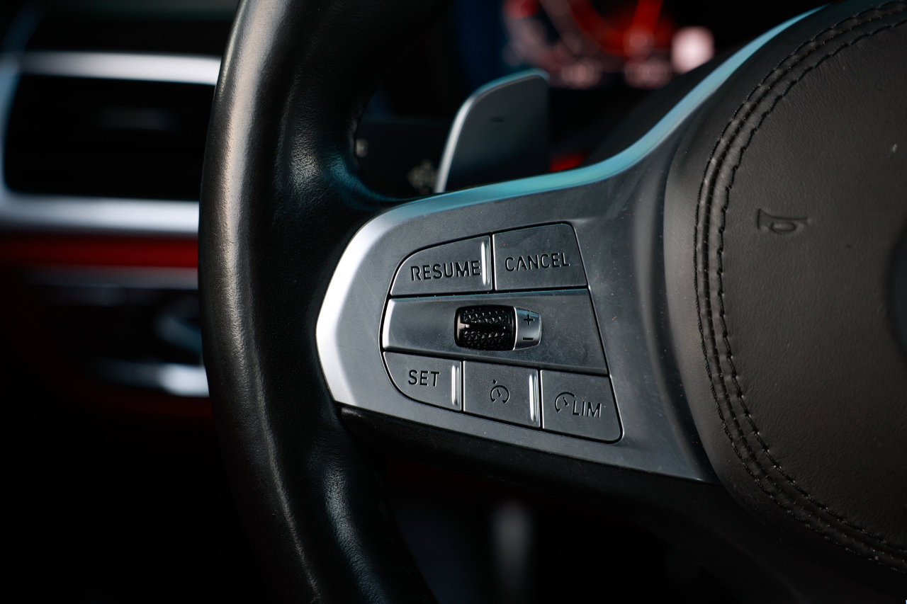 Used 2021 BMW 750i xDrive w/ Luxury Rear Seating Package image 31