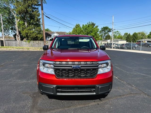 Used 2024 Ford Maverick XLT FWD image 2