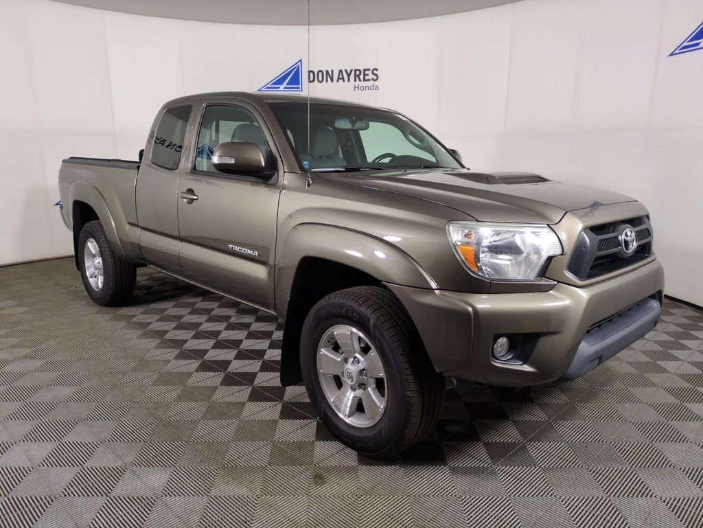 Used 2015 Toyota Tacoma 4x4 Access Cab V6 image 10