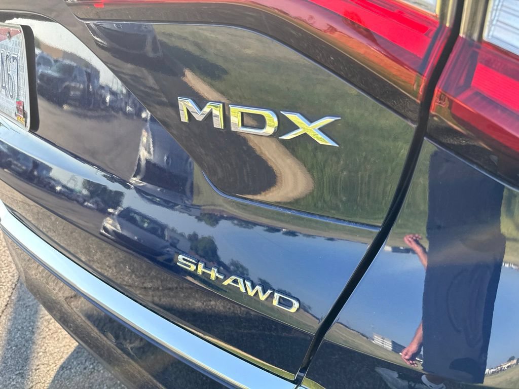 Used 2024 Acura MDX SH-AWD w/ Technology Package image 11