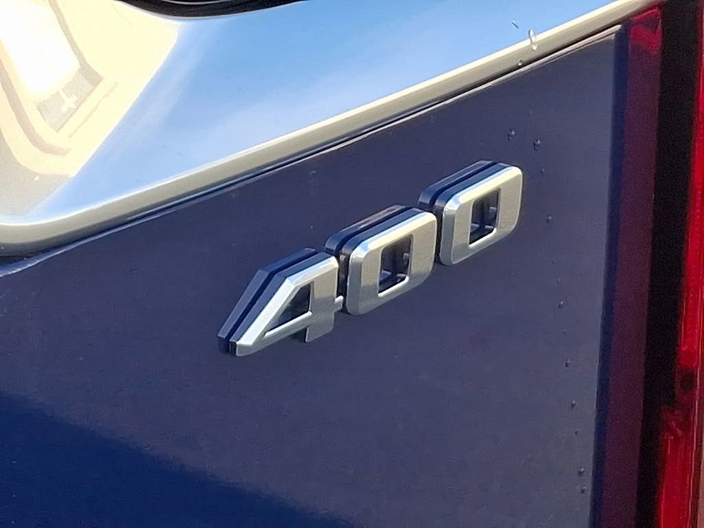 Used 2025 Cadillac XT6 Premium Luxury w/ Technology Package image 12