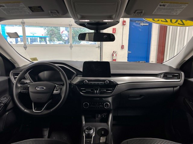 Used 2025 Ford Escape Active w/ Cold Weather Package AWD/4WD image 15