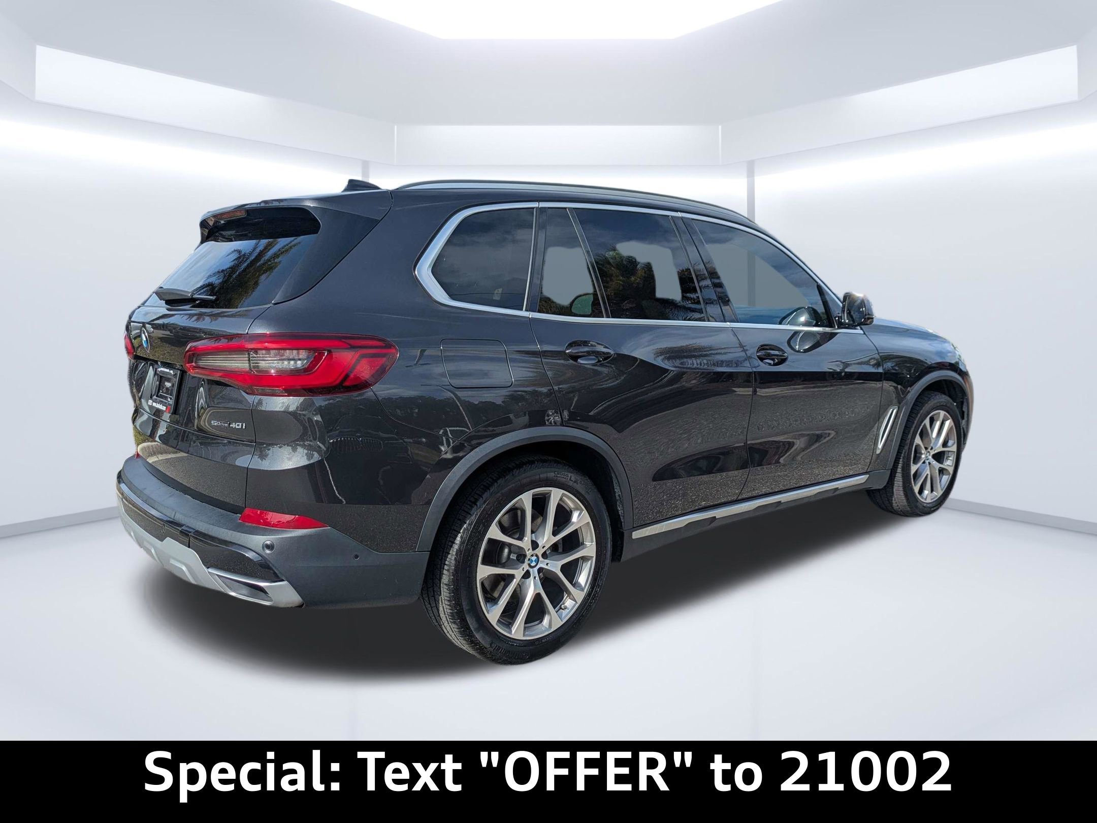 Used 2020 BMW X5 sDrive40i w/ Convenience Package RWD image 3