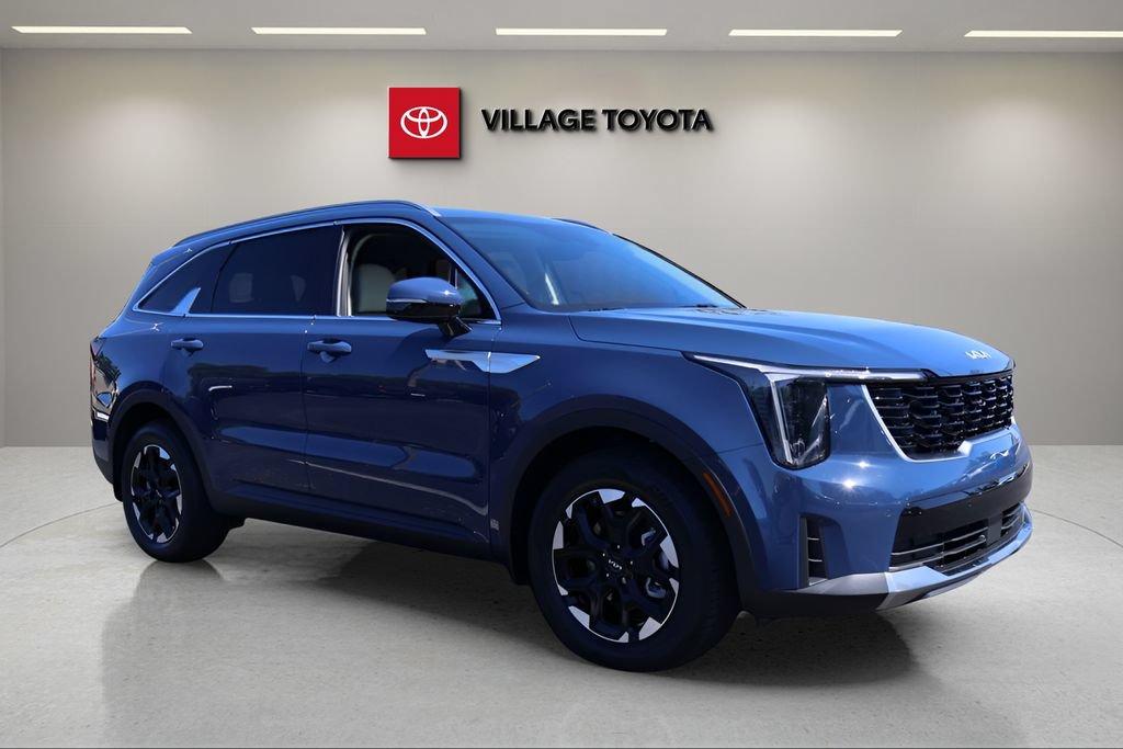 Used 2026 Kia Sorento S FWD image 7