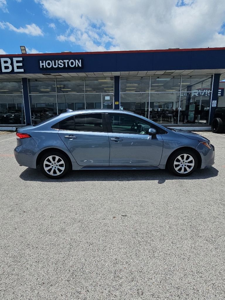 Used 2021 Toyota Corolla LE FWD image 8