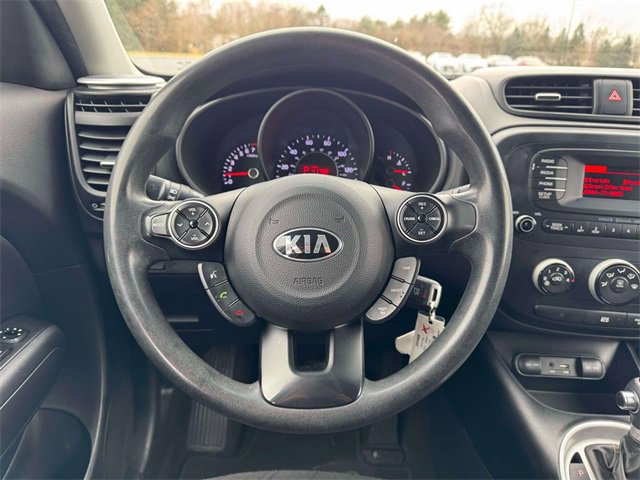 Used 2015 Kia Soul + image 13