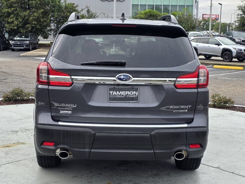 Used 2022 Subaru Ascent Limited w/ Technology Package AWD/4WD image 3