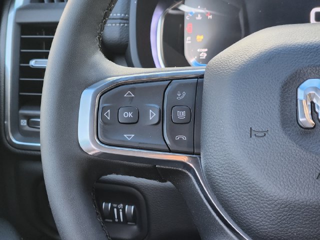 Used 2026 RAM 2500 Laramie AWD/4WD image 28